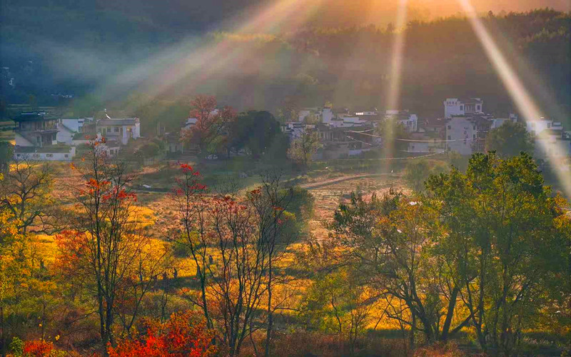 黟縣風(fēng)光大片「塔川秋色」穹幕上映